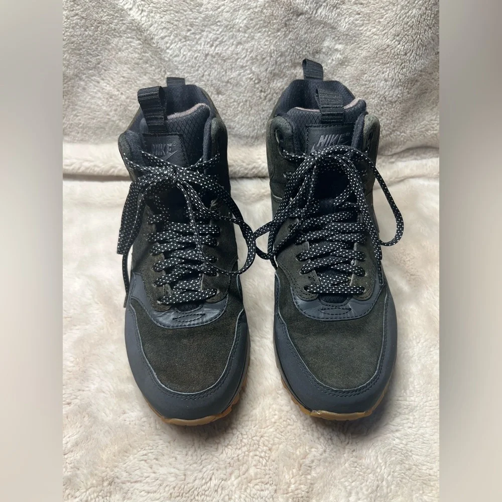 Women's Air Max 1 Mid Sneakerboot Womens Size 7 - Picture 2 of 6